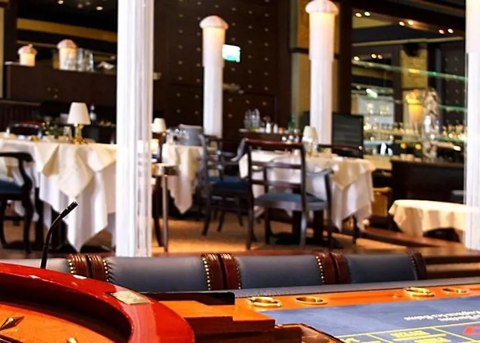 Apartamento De Luxe A Proximite De La Gare Enghien-les-Bains