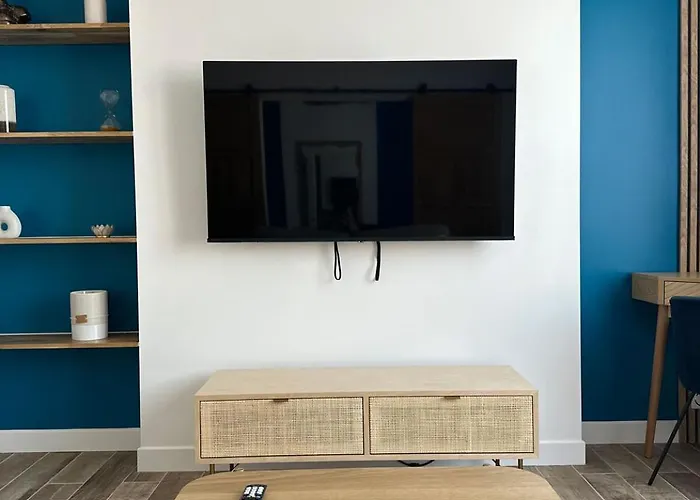 Apartamento De Luxe A Proximite De La Gare Enghien-les-Bains